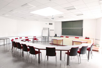 <strong>Image du 1er étage - Salle de formation</strong> Image du 1er étage - Salle de formation